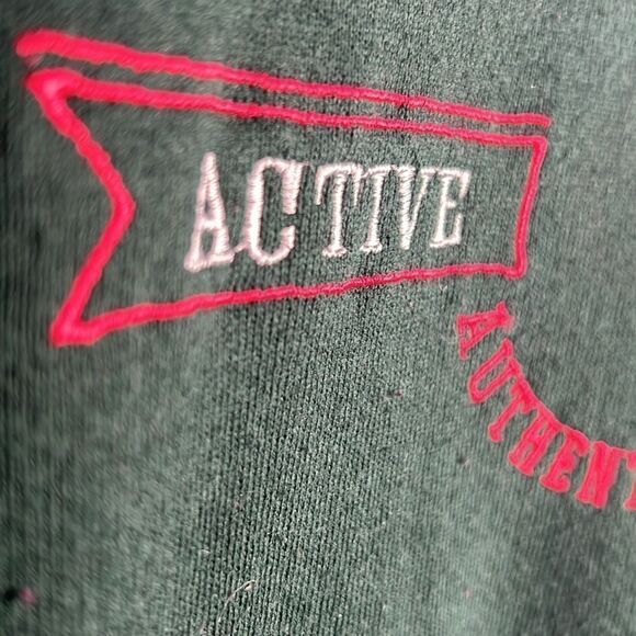 🔥🔥 True Vintage LOONEY TUNES ACTIVE WEAR Embroidered Crewneck Sweatshirt - EUC - Picture 4 of 8